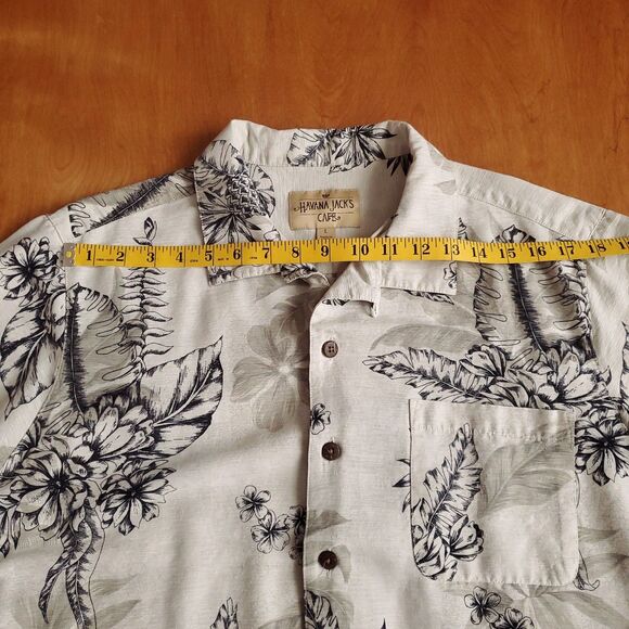 Mens Vintage Hawaiian Style Shirt Sz L 100% Silk Beige Floral Havana Jacks Cafe - Picture 8 of 9